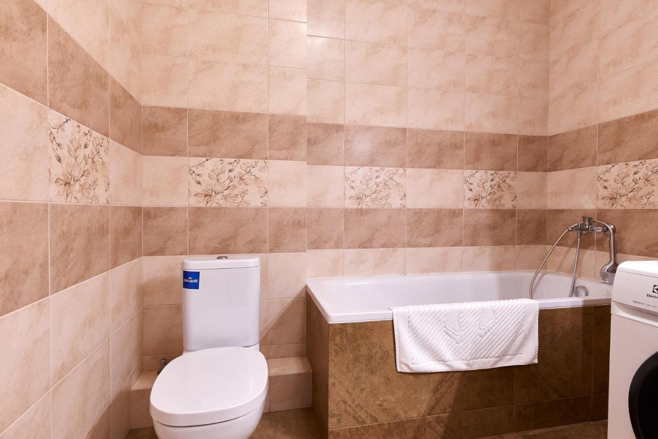 Затишна Квартира У Центрі Міста Elisium3 Kiev Dış mekan fotoğraf