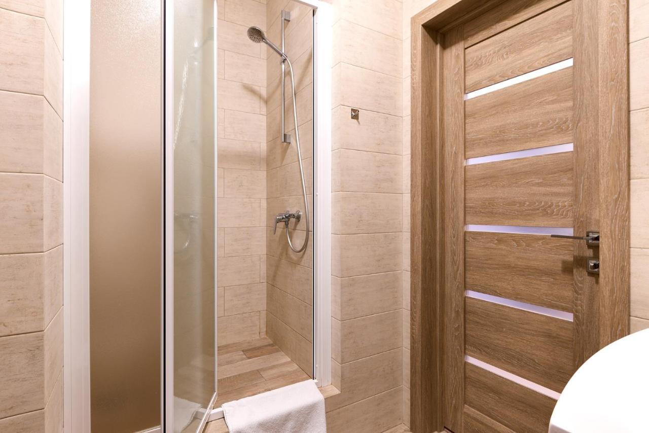 Затишна Квартира У Центрі Міста Elisium3 Kiev Dış mekan fotoğraf