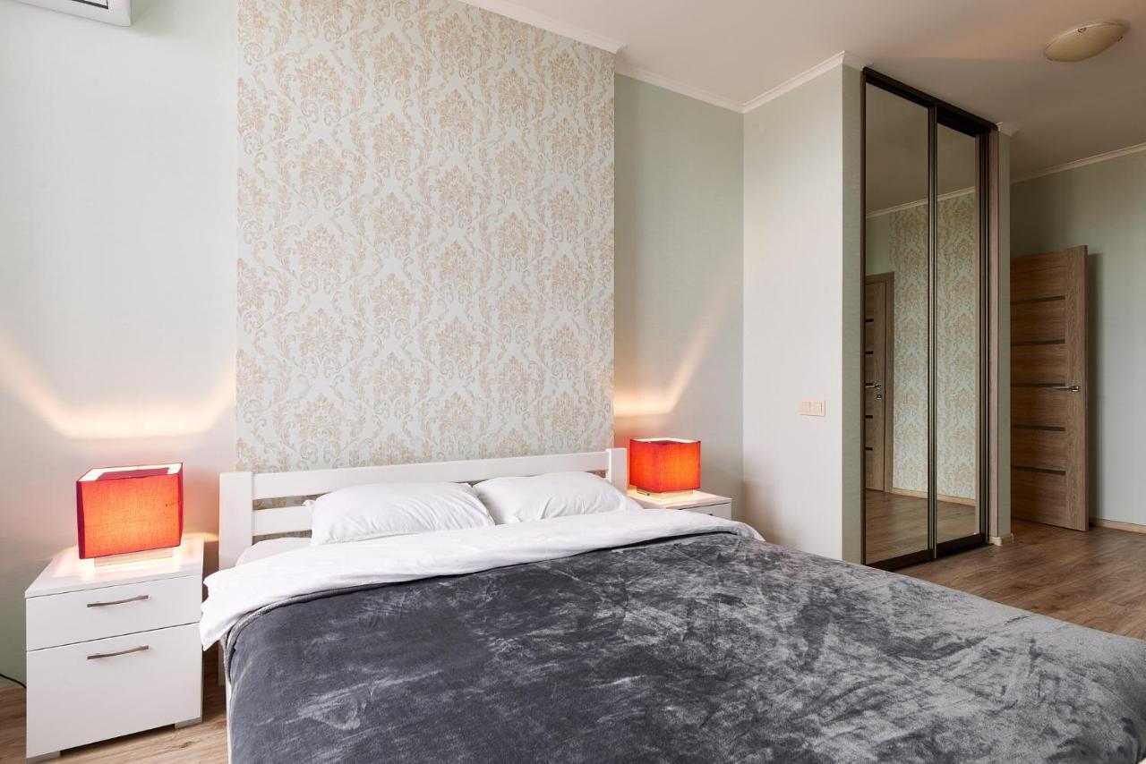 Затишна Квартира У Центрі Міста Elisium3 Kiev Dış mekan fotoğraf